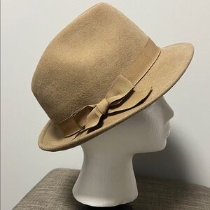 Scala Elegant Wool Fedora Hat
